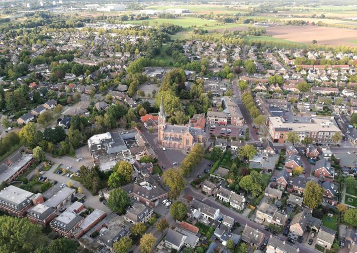 Luchtfoto Bavel